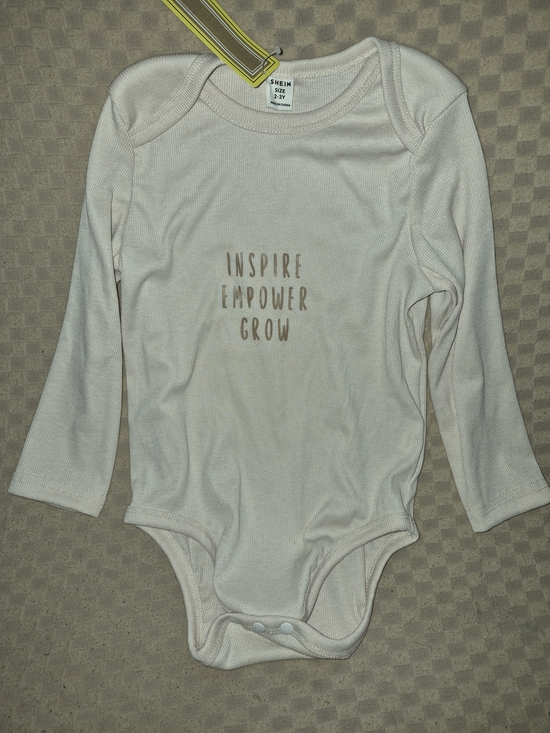 SHEIN Other - SHEIN Cream Long Sleeve Baby One-Piece with "Inspire Empower Grow" Print